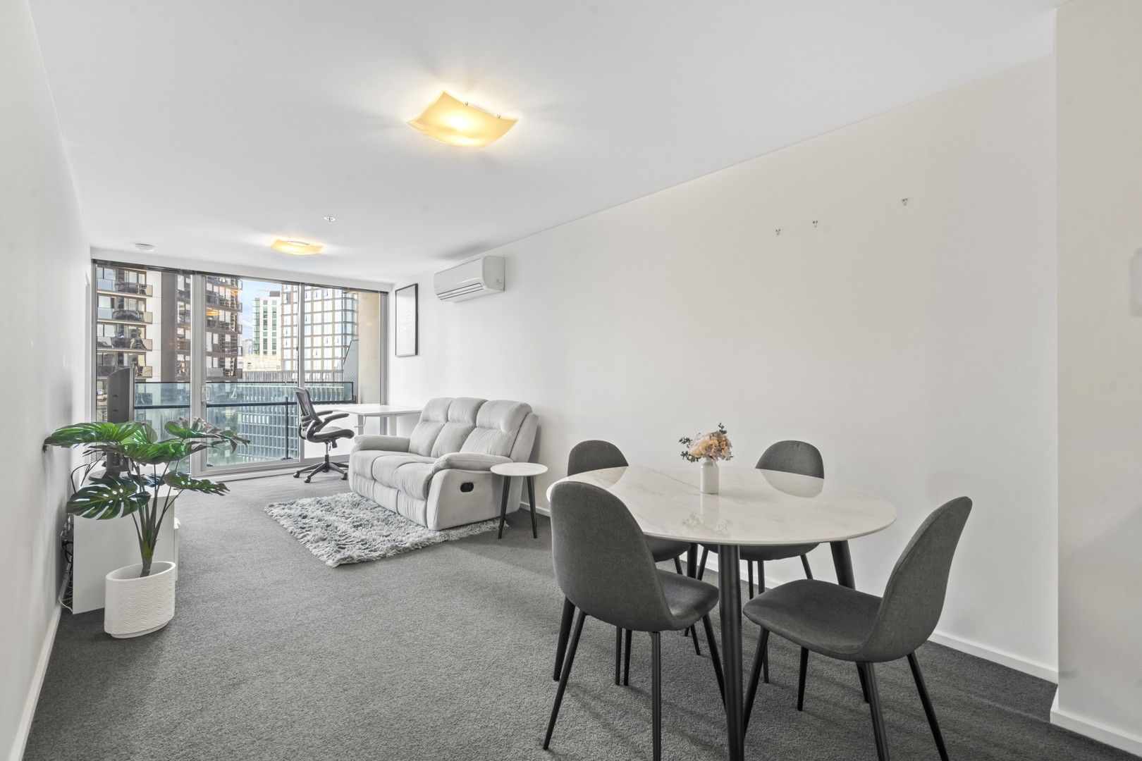 2 bedrooms Apartment / Unit / Flat in 1210/241 City Rd SOUTHBANK VIC, 3006