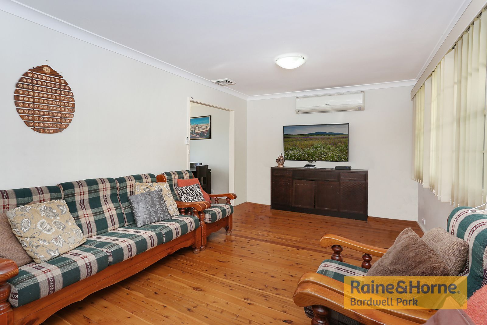 54 Rex Road, Georges Hall NSW 2198, Image 2