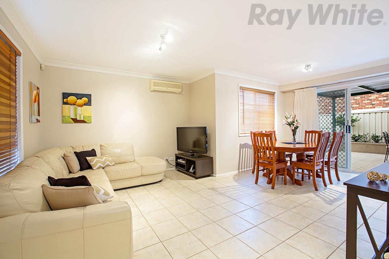 48 Coronation Drive, Green Valley NSW 2168, Image 2