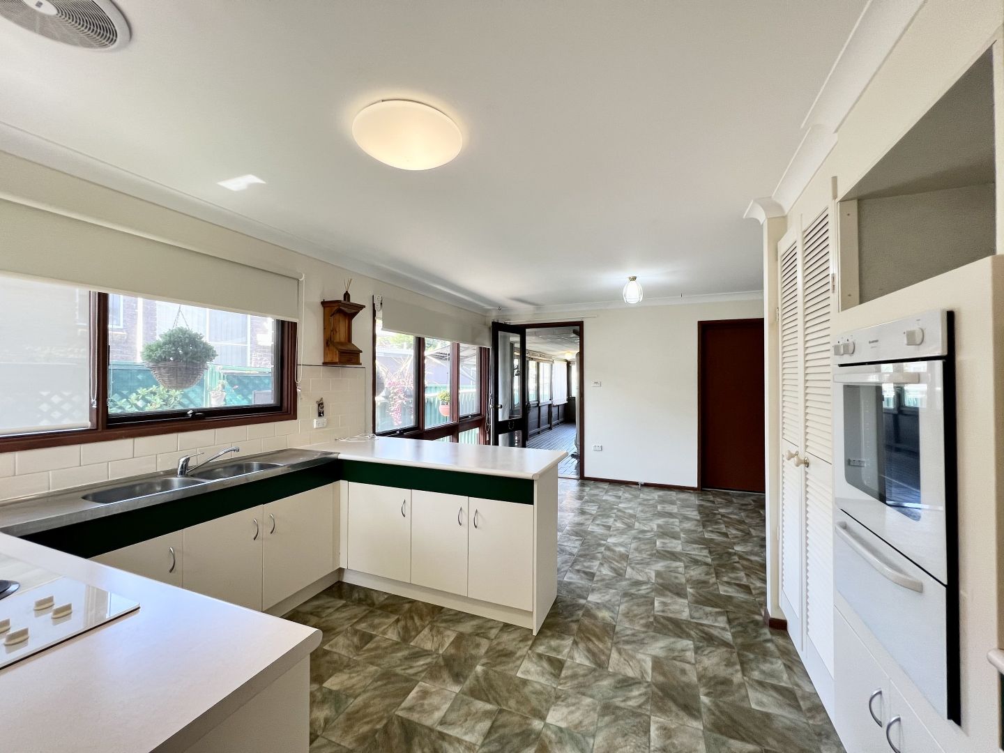 83 Coonanga Avenue, Halekulani NSW 2262, Image 2