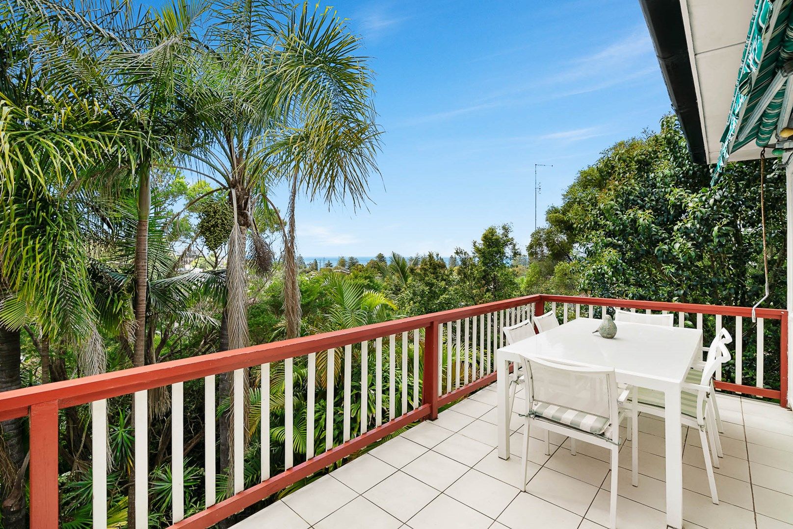 4 Grandview Drive, Newport NSW 2106, Image 2