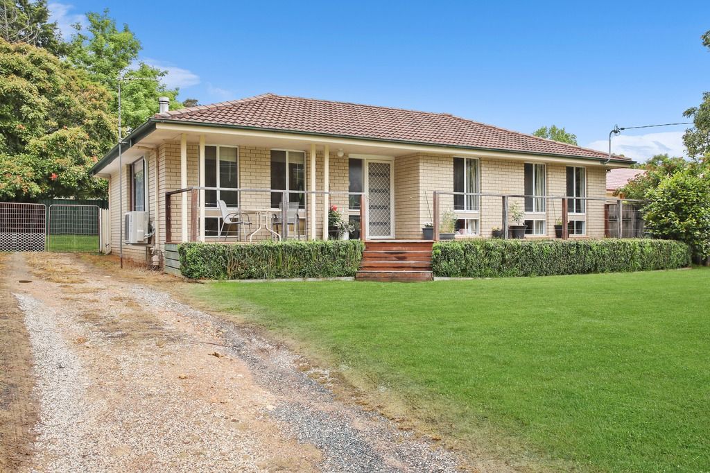 5 Ferguson Cresent, Mittagong NSW 2575, Image 0