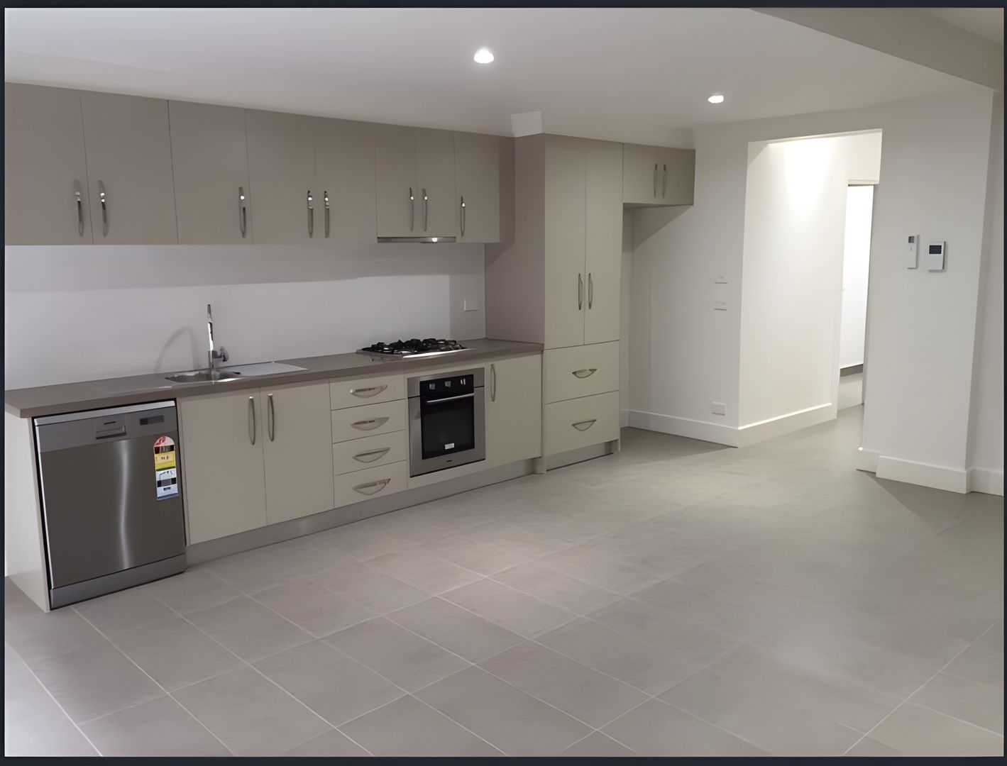 1/16 Lind Street, Strathmore VIC 3041 Apartment For Rent 450 Domain