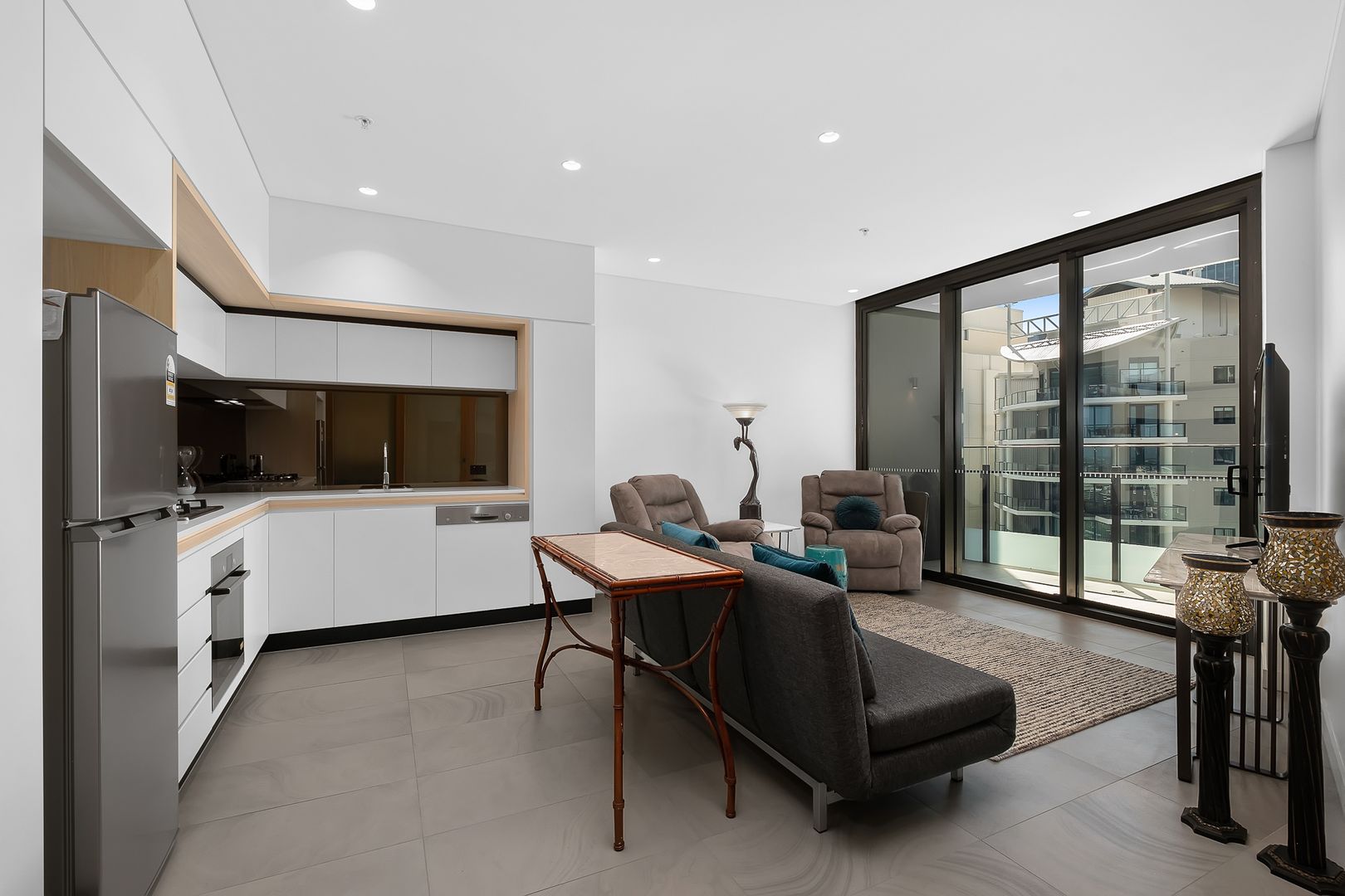 2207 111 Mary Street Brisbane City Qld 4000 Apartment For Rent 425 Domain
