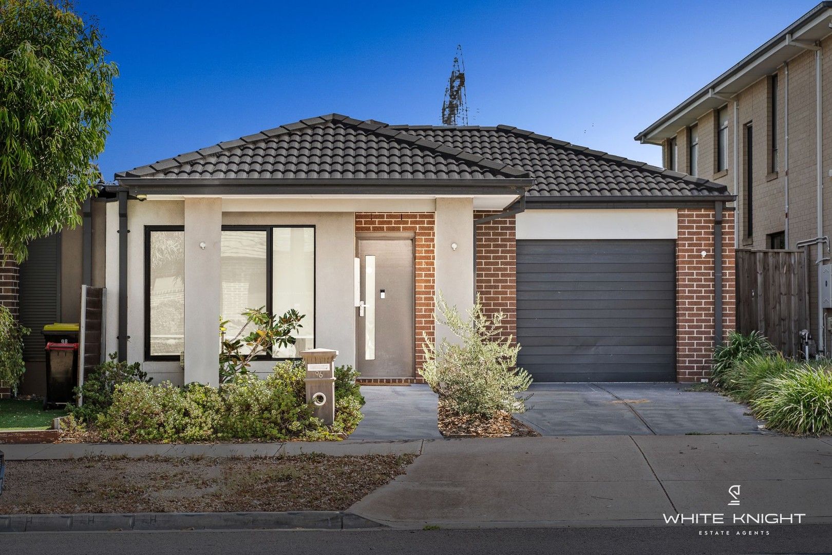 3 bedrooms House in 96 Aspire Boulevard FRASER RISE VIC, 3336