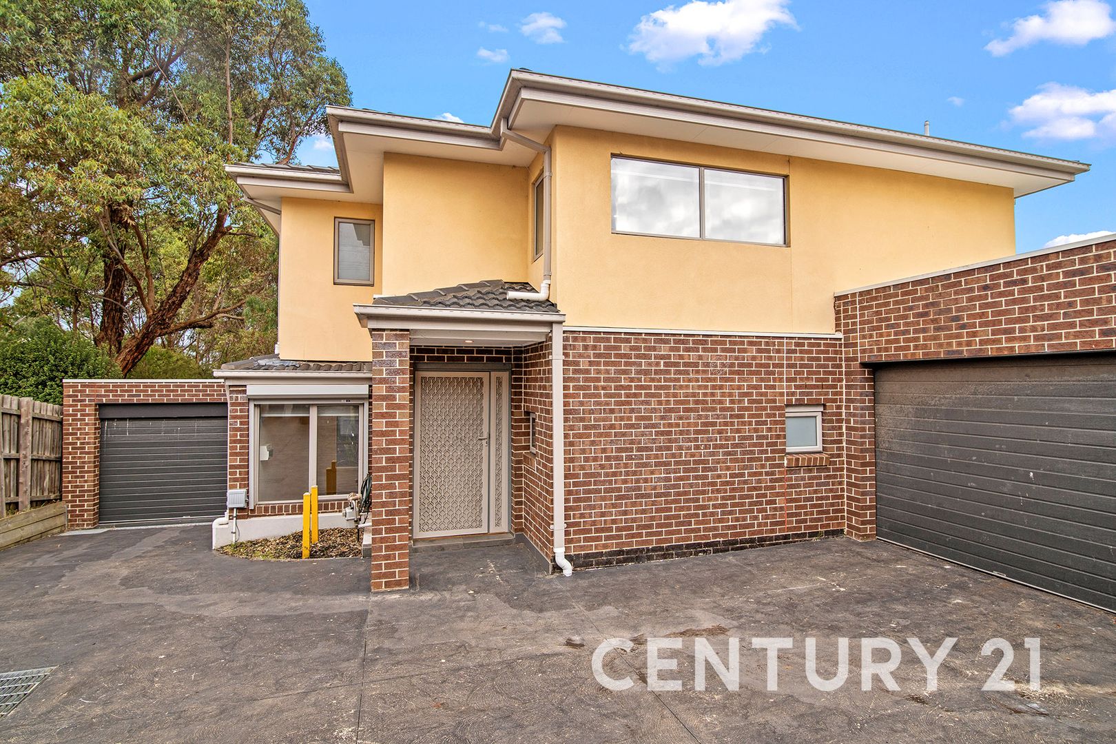 2/10 Wimpole Street, Noble Park North VIC 3174, Image 1