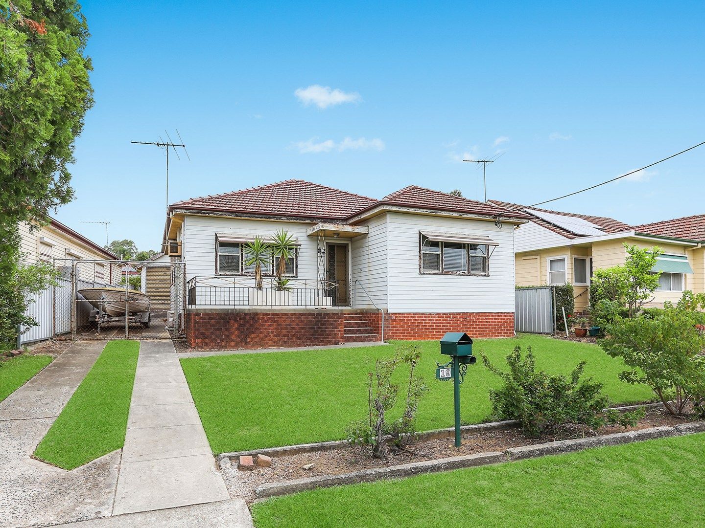 19 Wenke Crescent, Yagoona NSW 2199, Image 0