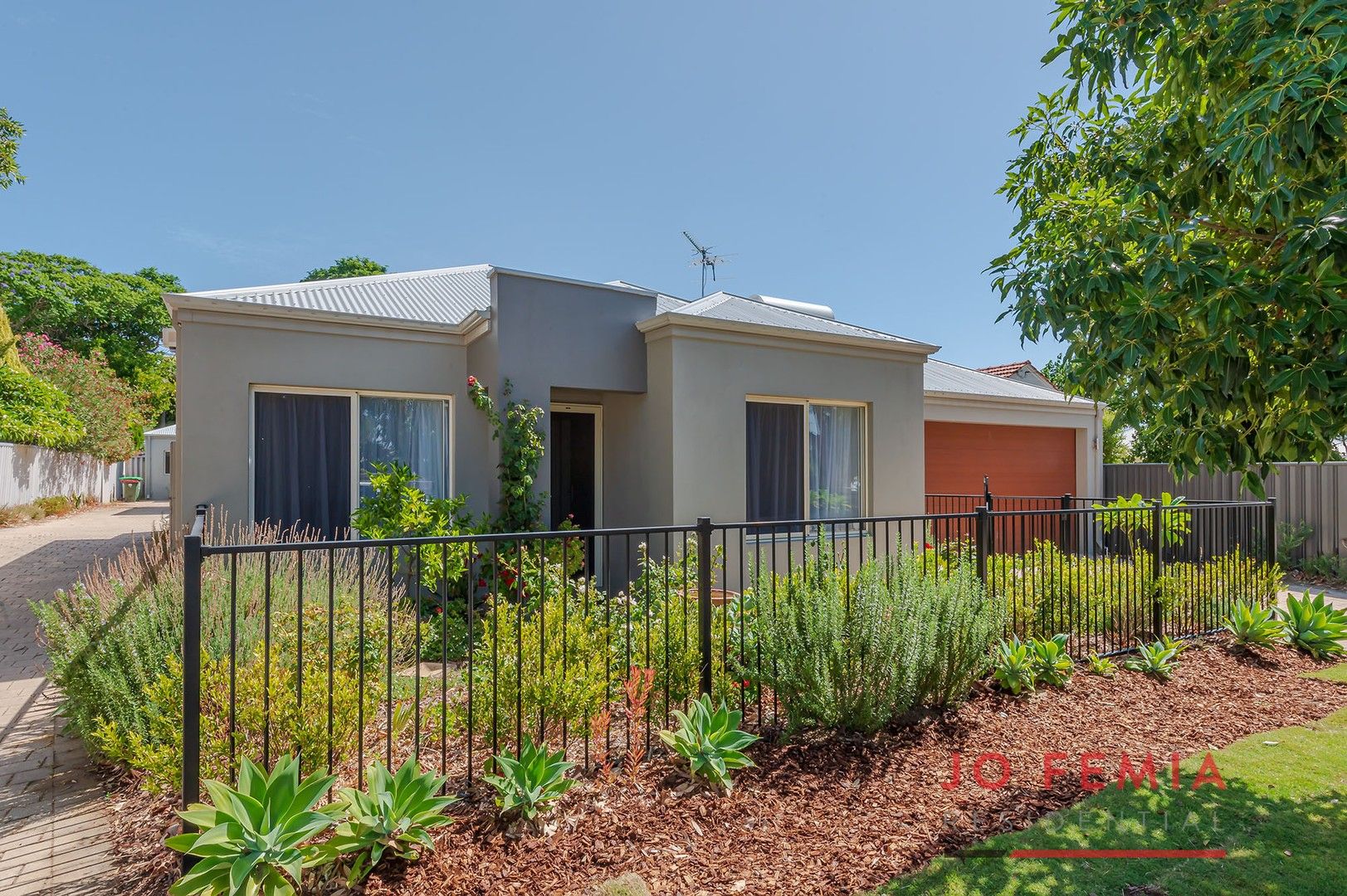 3 bedrooms Villa in 23A Kindra Way NOLLAMARA WA, 6061