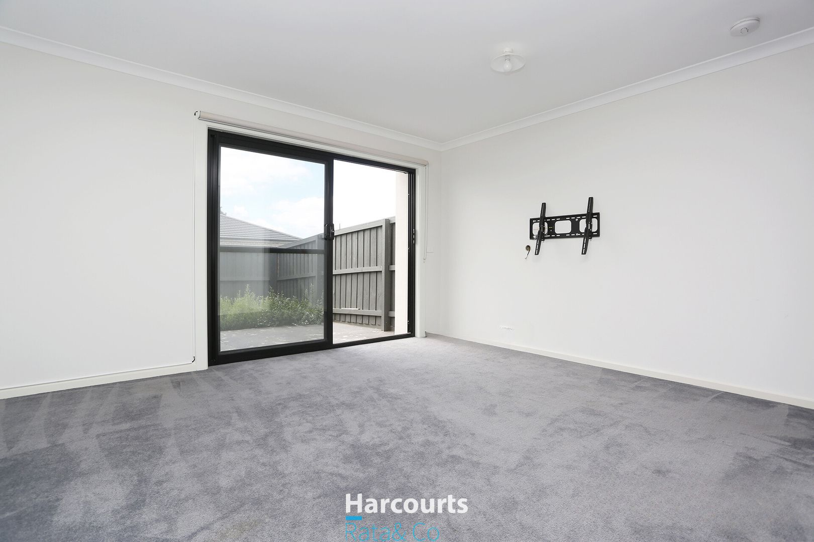 6 Raspberry Grove, Mernda VIC 3754, Image 1