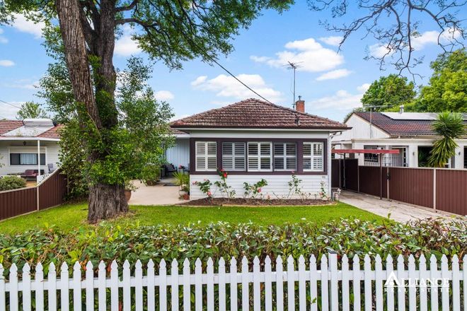 Picture of 28 Blair Avenue, EAST HILLS NSW 2213
