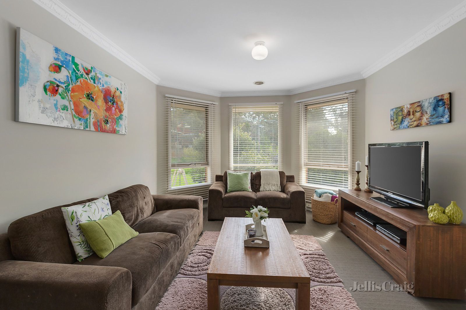 4/8 Raglan Road, Research VIC 3095, Image 2