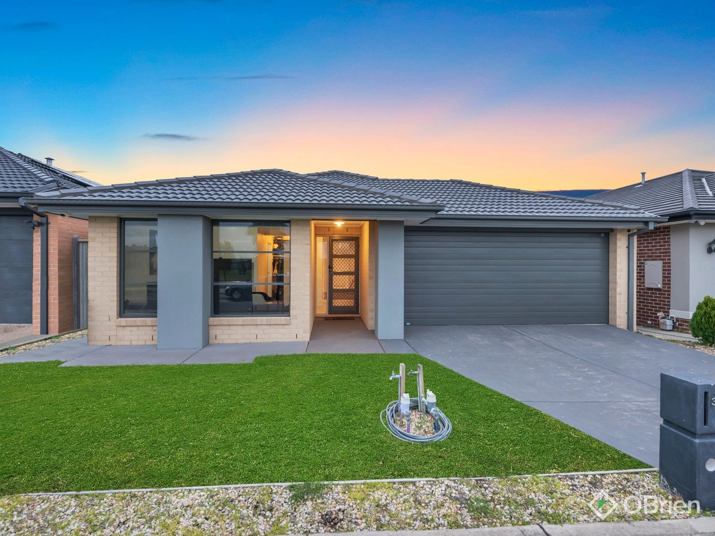 36 Mapleshade Avenue, Clyde North VIC 3978, Image 0