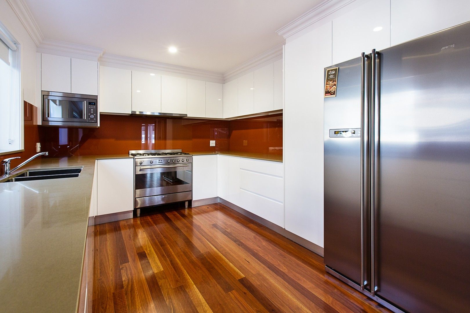 2 bedrooms Apartment / Unit / Flat in 6/26 Lemnos Pde NEWCASTLE NSW, 2300