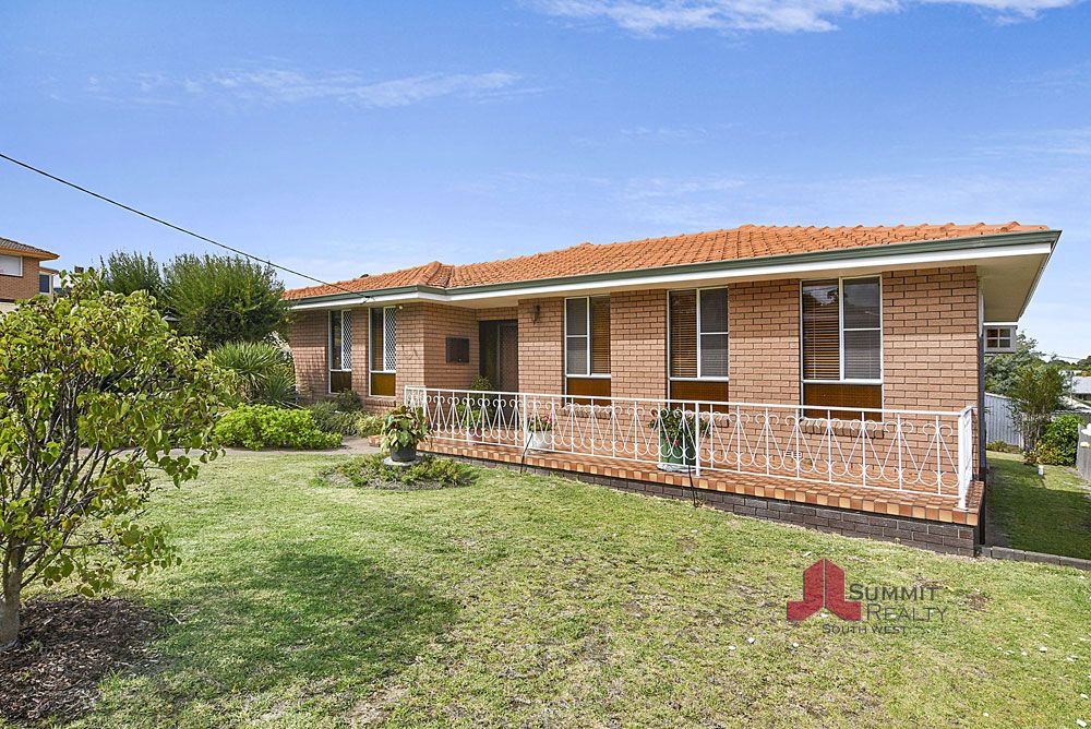 28 Bucktin Street, Collie WA 6225, Image 2