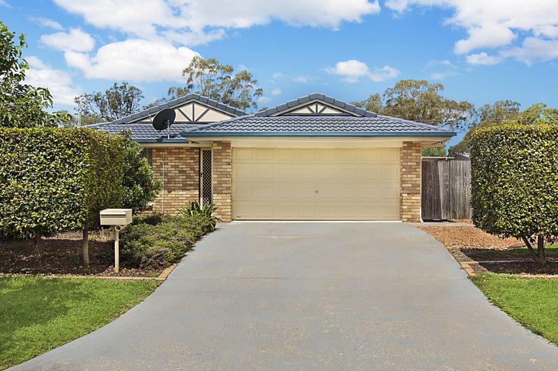 4 bedrooms House in 55 Cumberland Crescent HERITAGE PARK QLD, 4118