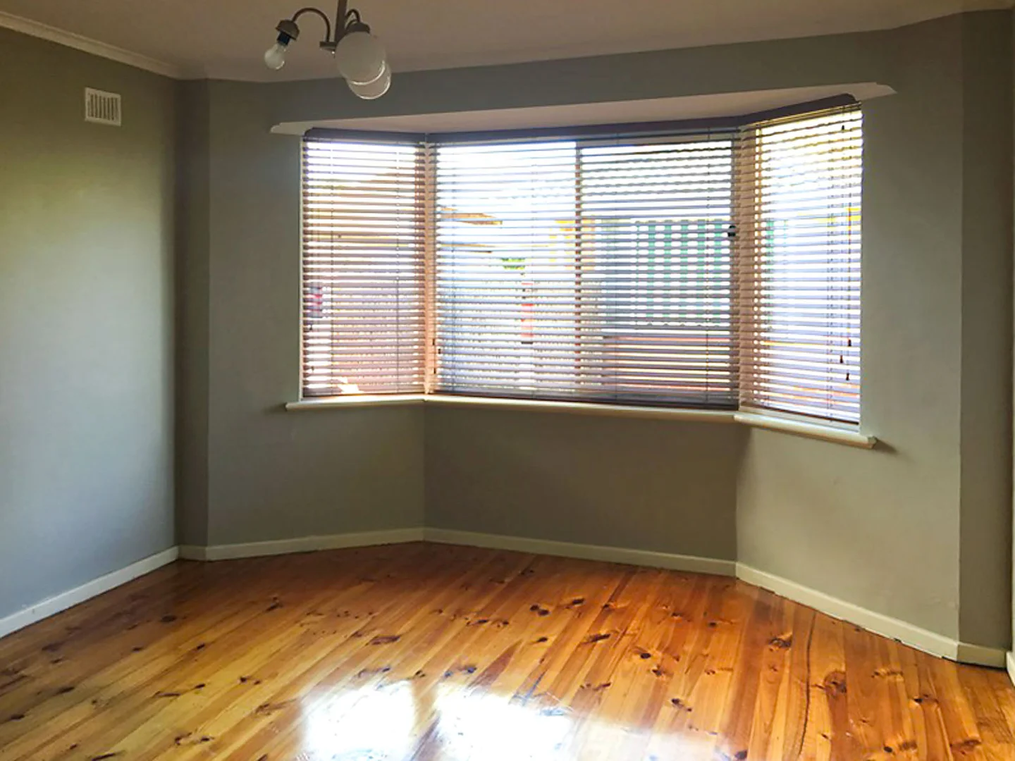 Additional image 4 of 4/32-34 Old Tapleys Hill Road, Glenelg North SA 5045