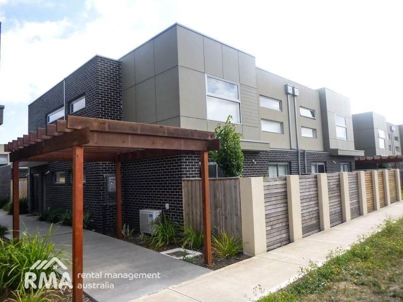 21/5 Thomas Carr Drive, Tarneit Property History & Address Research