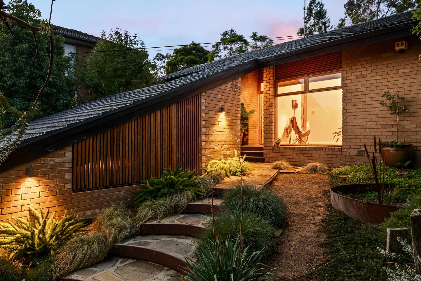 60 Devereaux Street, Oak Park VIC 3046