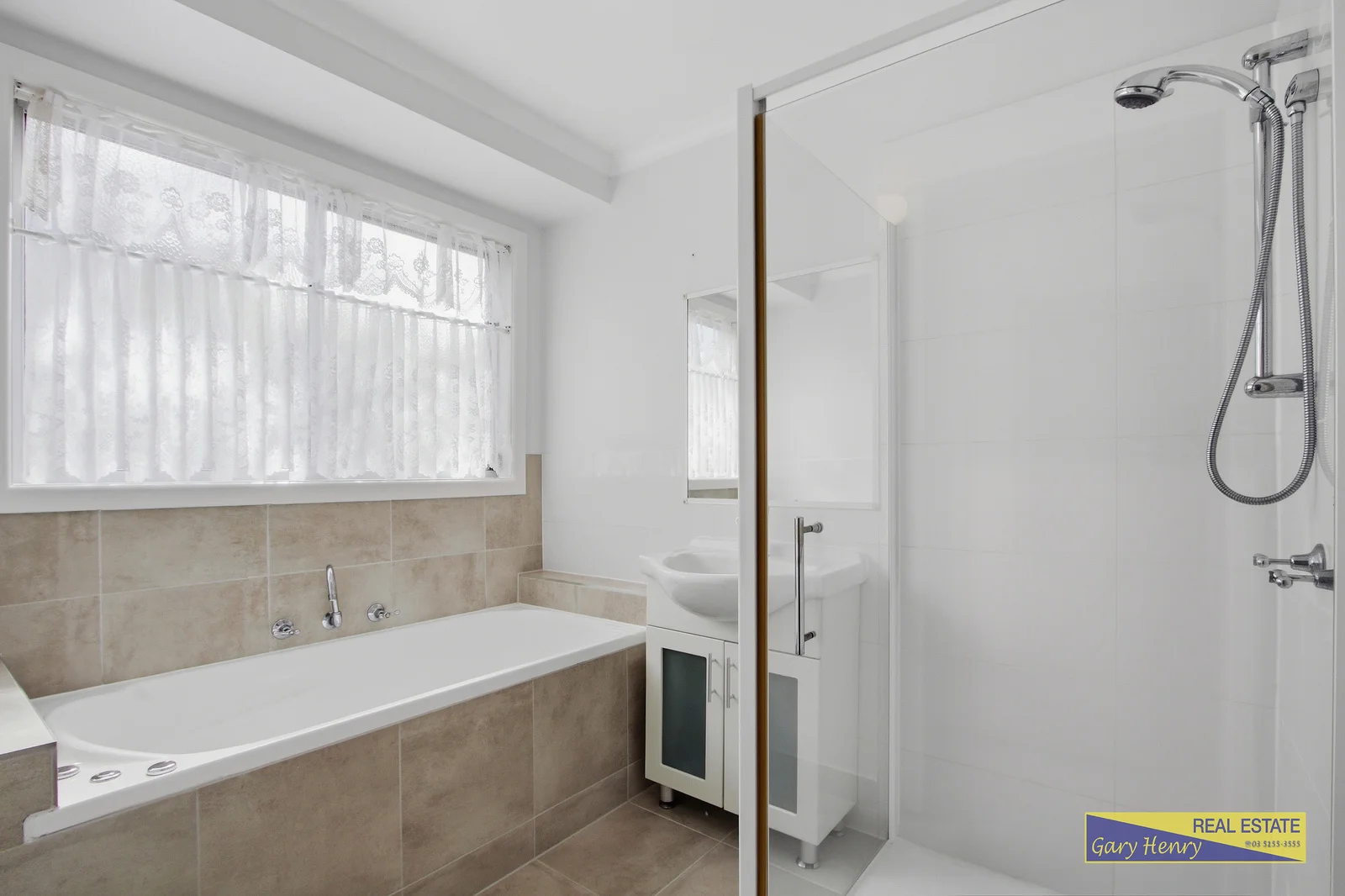 Additional image 11 of 35 Bronsdon Street, Lakes Entrance VIC 3909