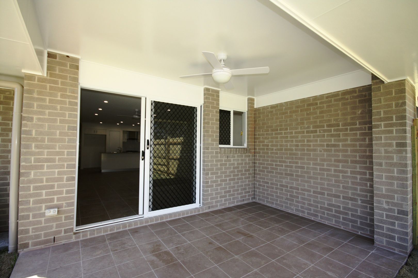 2/161 East, Warwick QLD 4370, Image 1