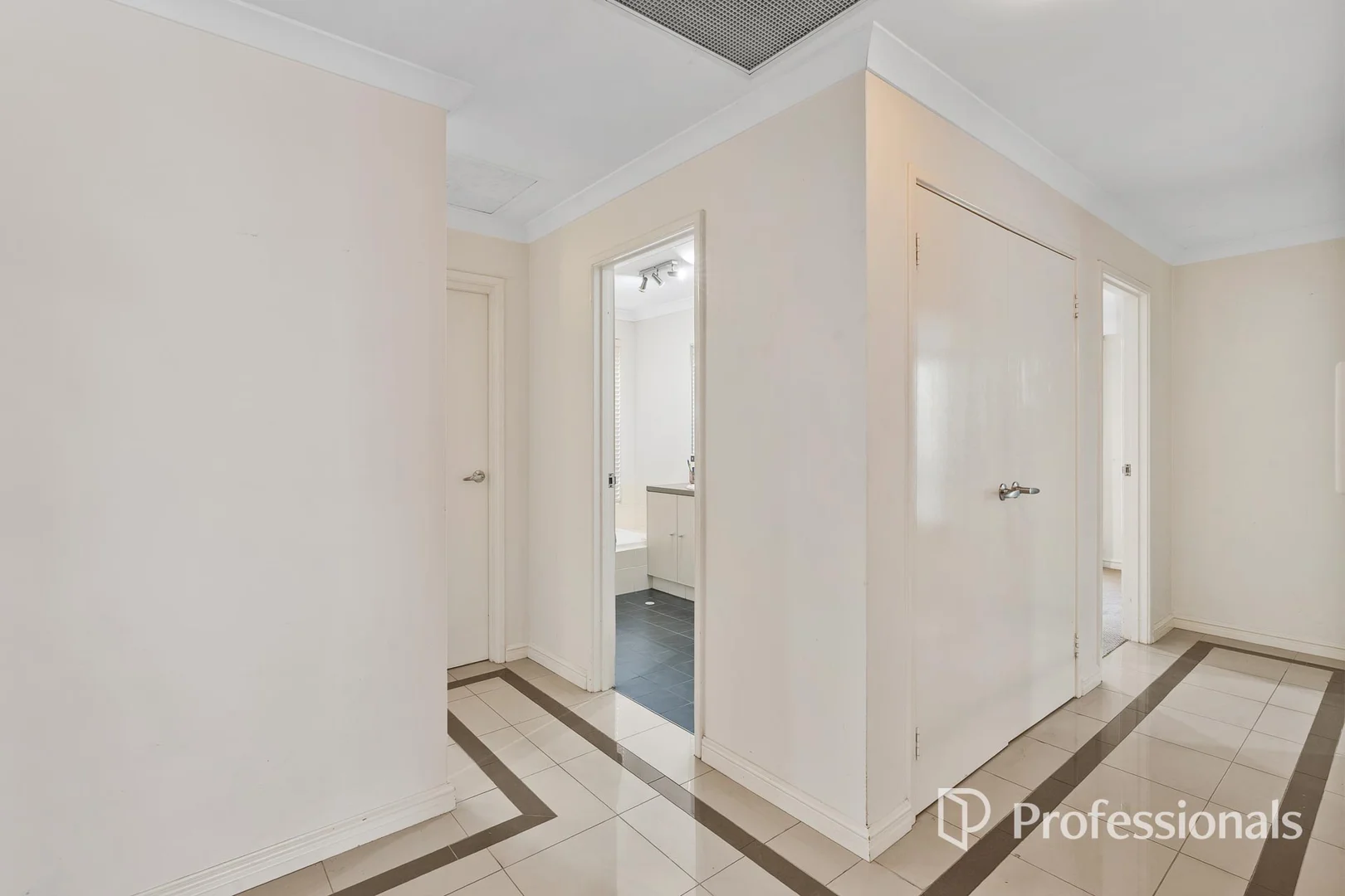 Additional image 13 of 28 Holywell Street, Middle Swan WA 6056