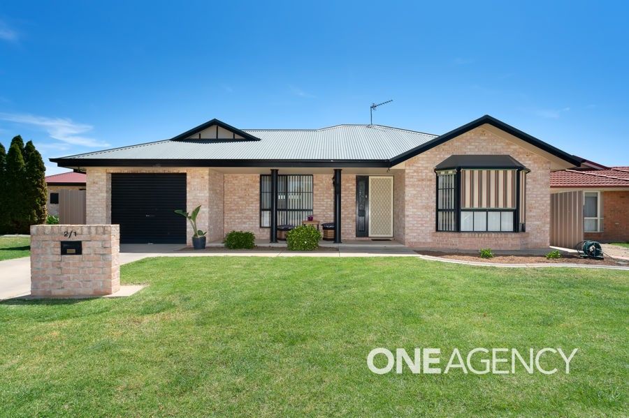 2/1 WOOMERA PLACE, Glenfield Park NSW 2650, Image 0