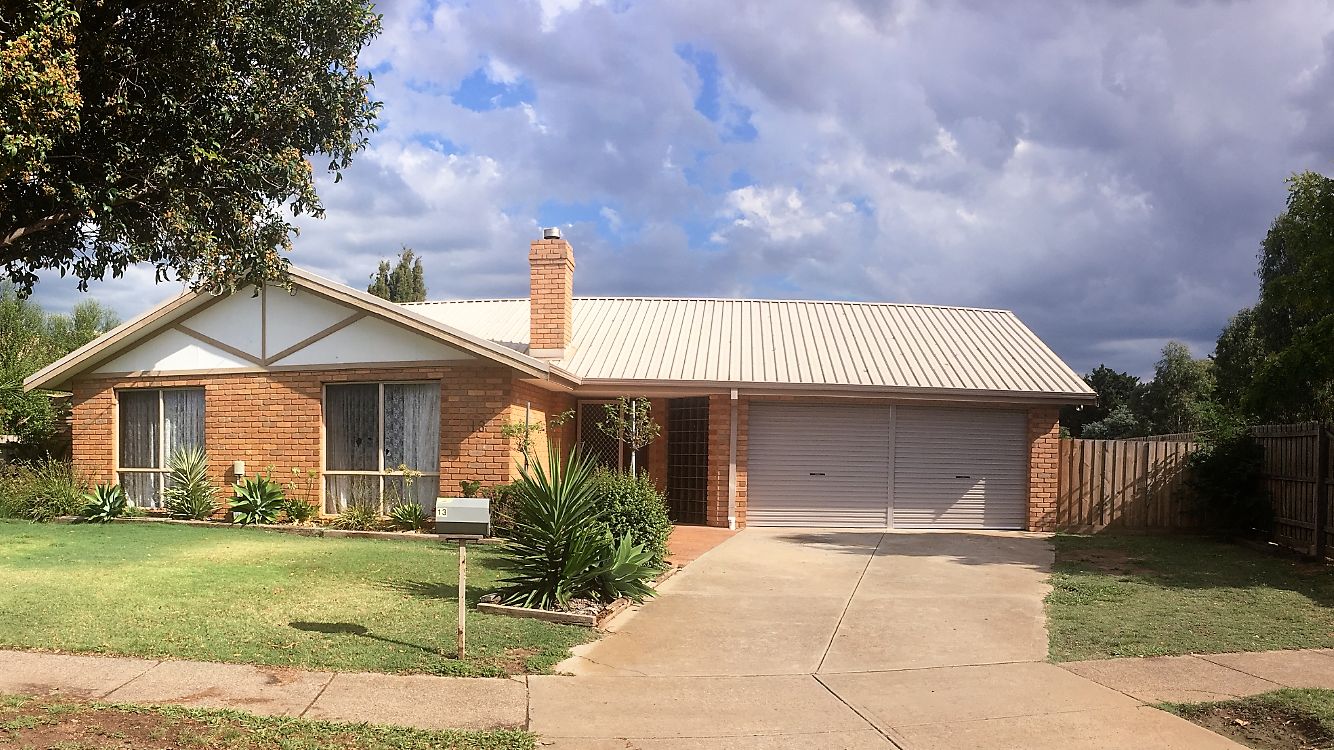 13 Black Forest Road, Werribee Property History & Address Research