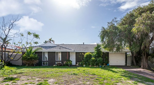 27 Gemmell Way, Hillarys WA 6025