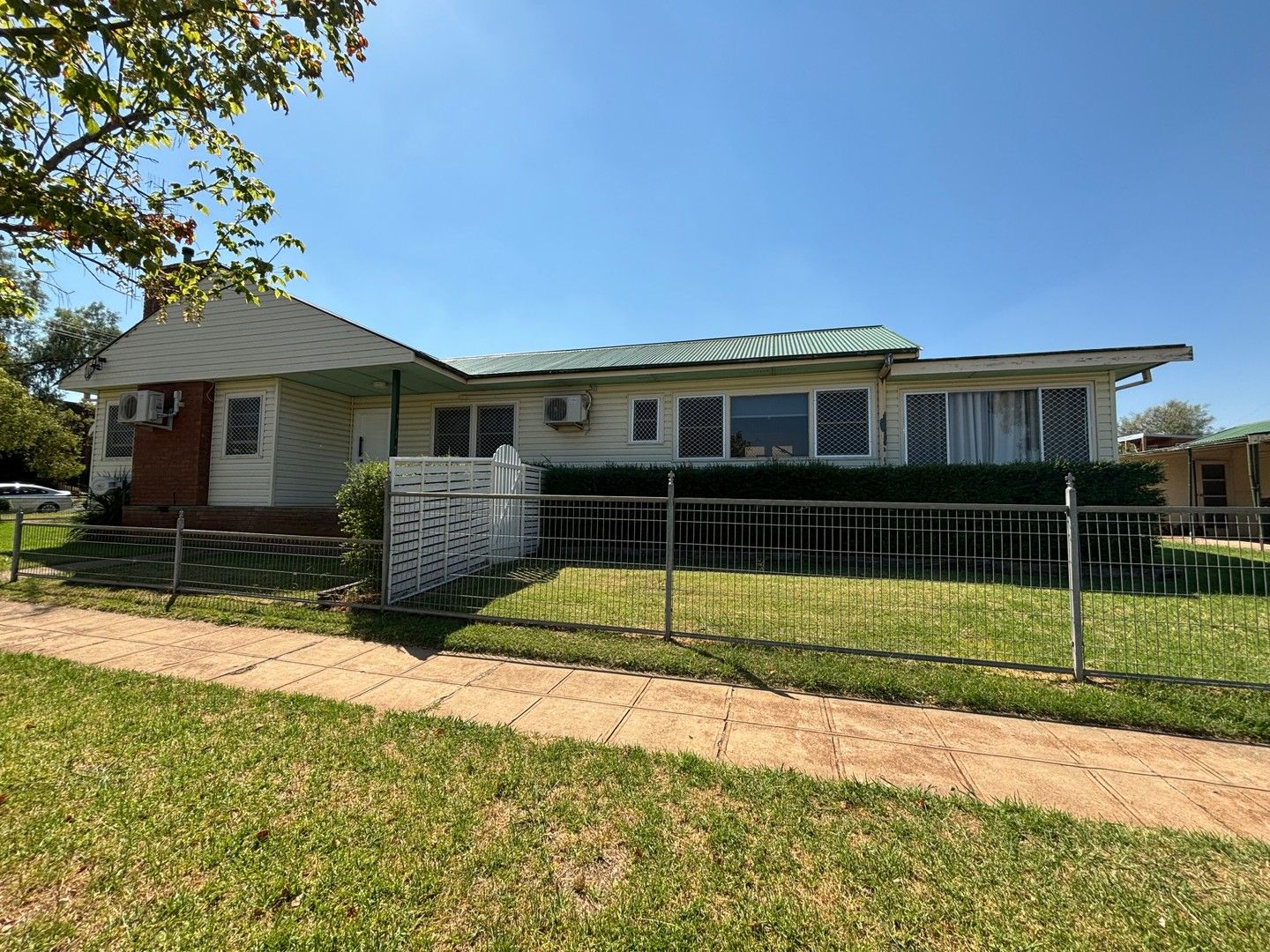 1 Albert Street, Parkes NSW 2870, Image 0