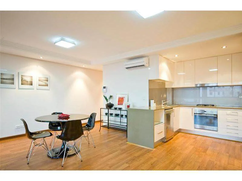 Additional image 3 of 5/238- 242 William Street, Potts Point NSW 2011