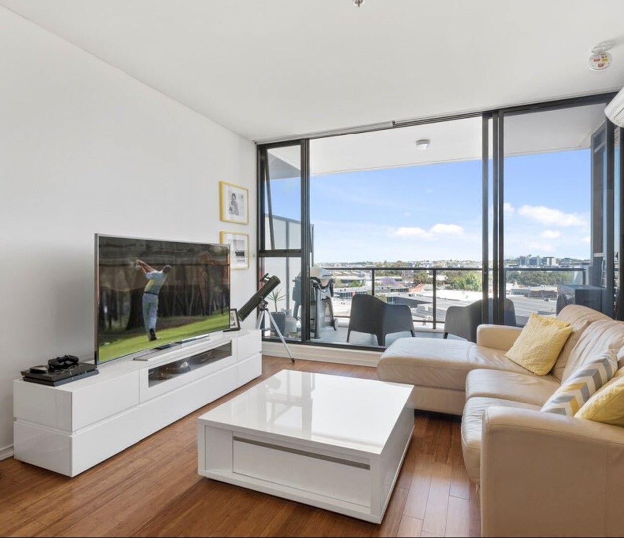 2 bedrooms Apartment / Unit / Flat in 703/17 Joynton Avenue ZETLAND NSW, 2017