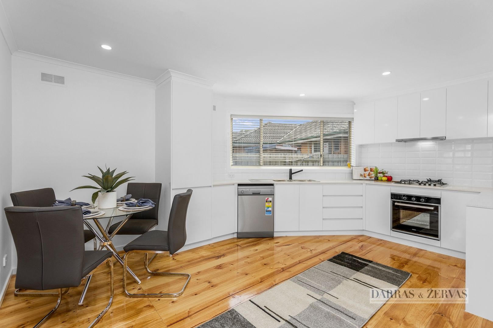 1/1-3 Seascape Street, Clayton VIC 3168, Image 2