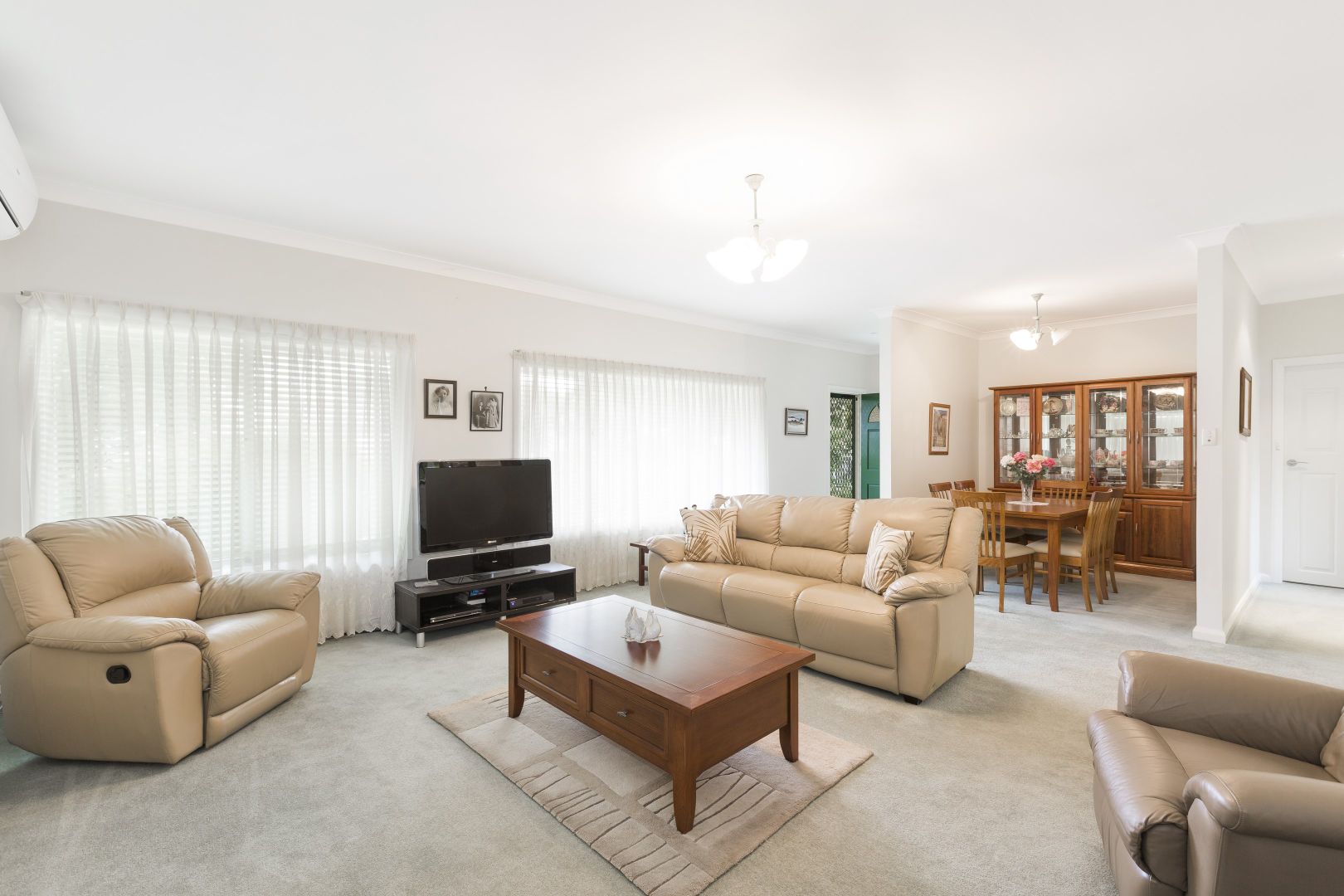 30 Irrubel Road, Caringbah NSW 2229, Image 2