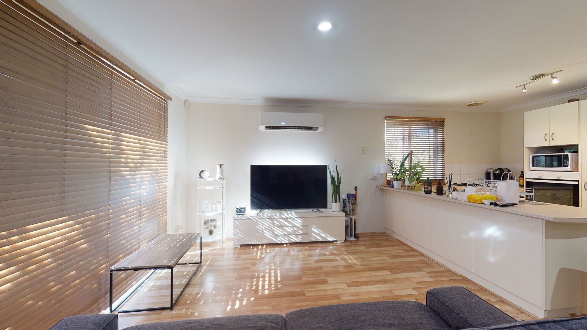 3 bedrooms Villa in 8/56 Oats Street EAST VICTORIA PARK WA, 6101