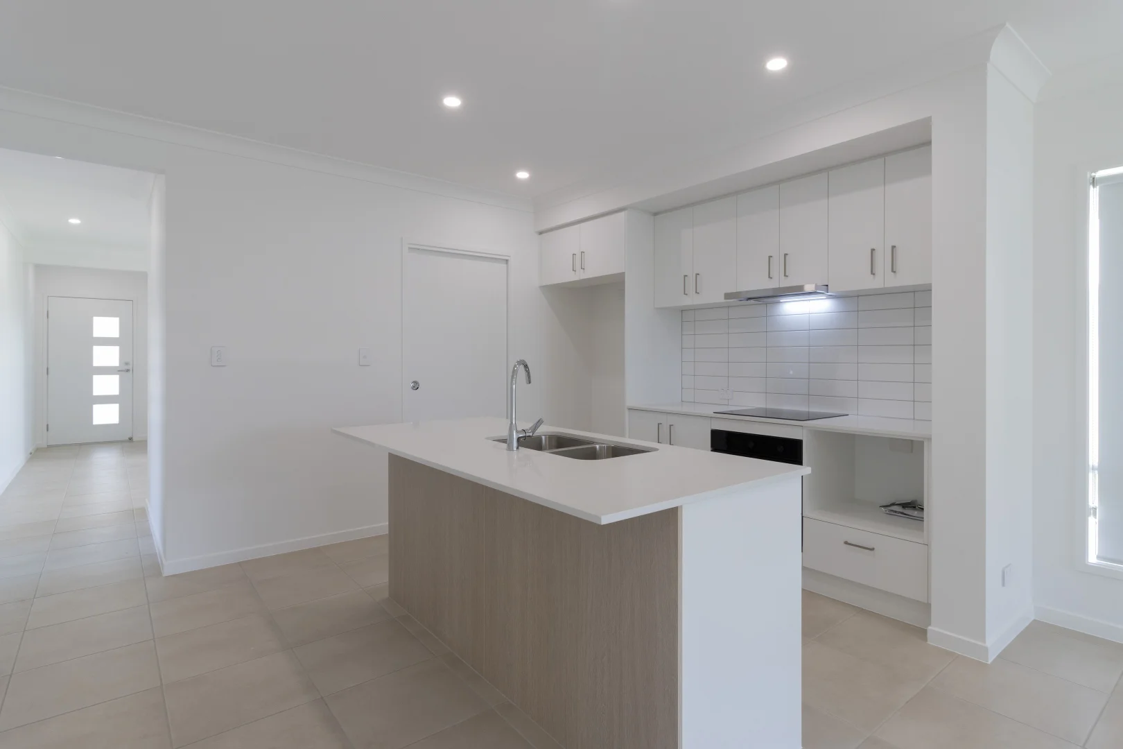 Additional image 3 of 27 Torbanlea Street, Burrum Heads QLD 4659