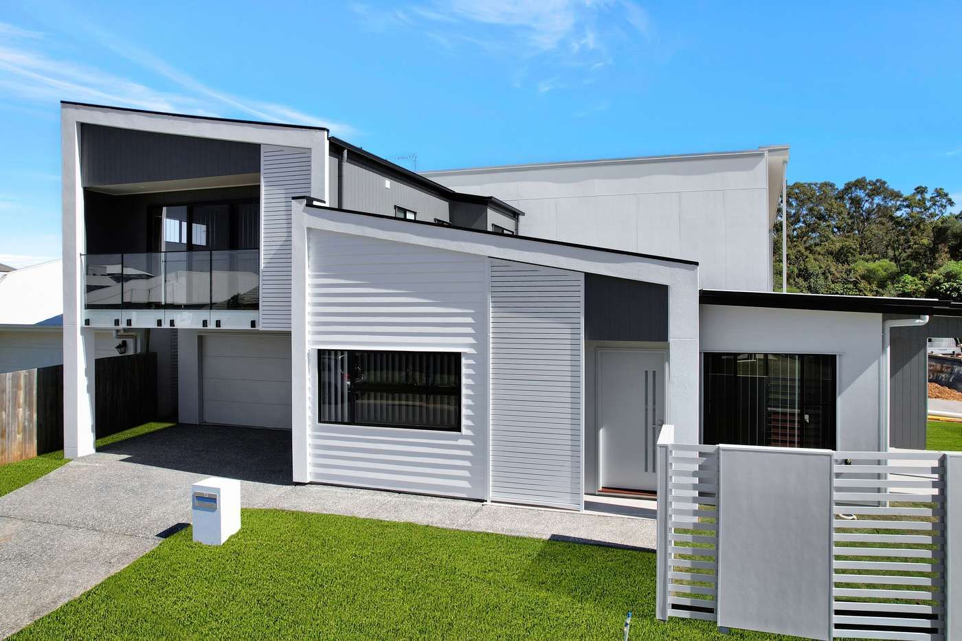 4 bedrooms House in 13 Wattleseed Street GRIFFIN QLD, 4503