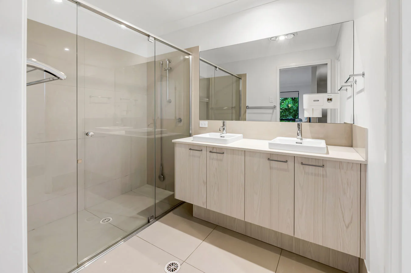 Additional image 9 of 114 Salerno Street, Isle Of Capri QLD 4217