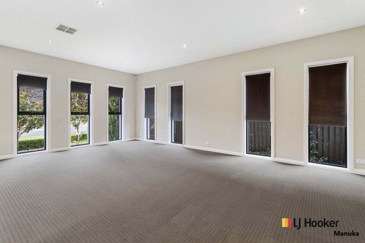 26 Gormanston Crescent, Deakin ACT 2600, Image 2