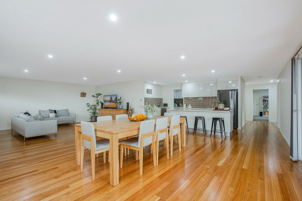 15 Telopea Crescent, Tura Beach NSW 2548, Image 0