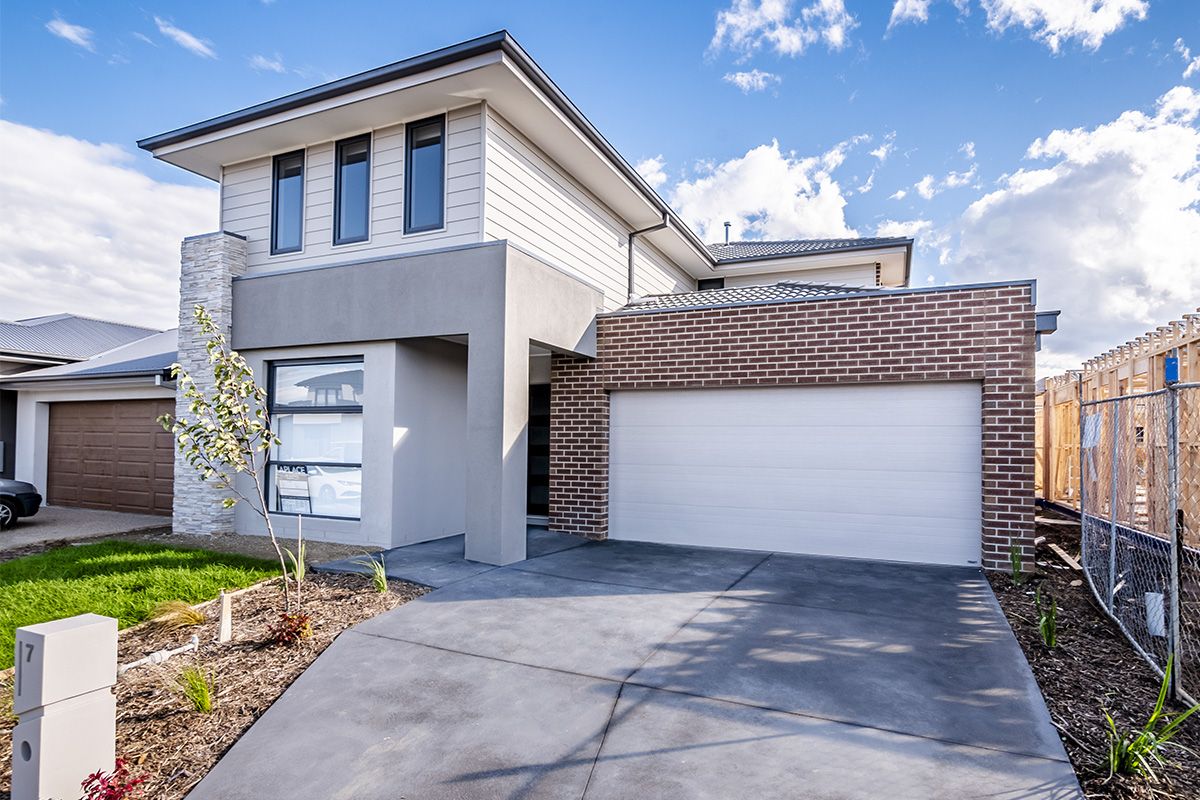 7 Rogers Close, Berwick VIC 3806, Image 0