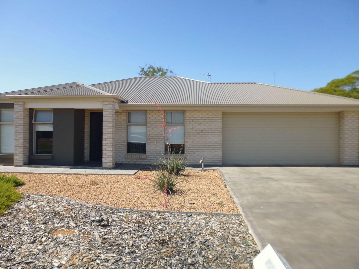 8 John Leary Street, Port Pirie South SA 5540