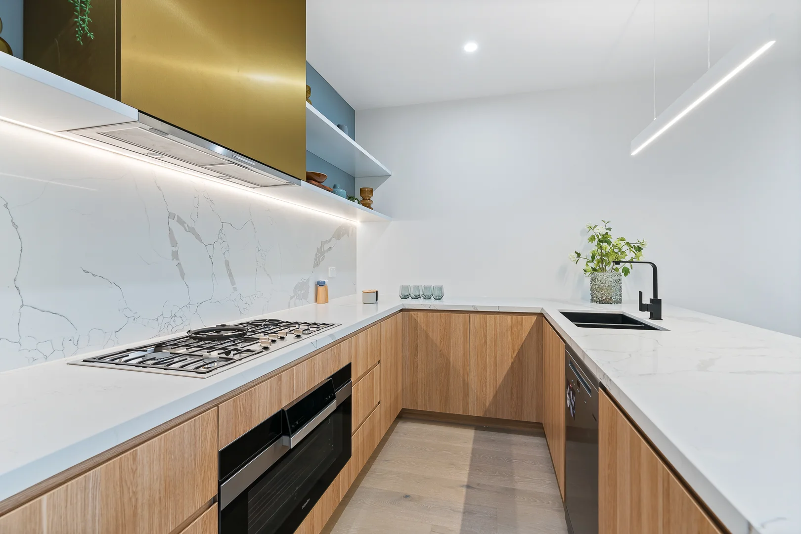 Additional image 5 of 2/2 Montgomery Avenue, Mount Waverley VIC 3149