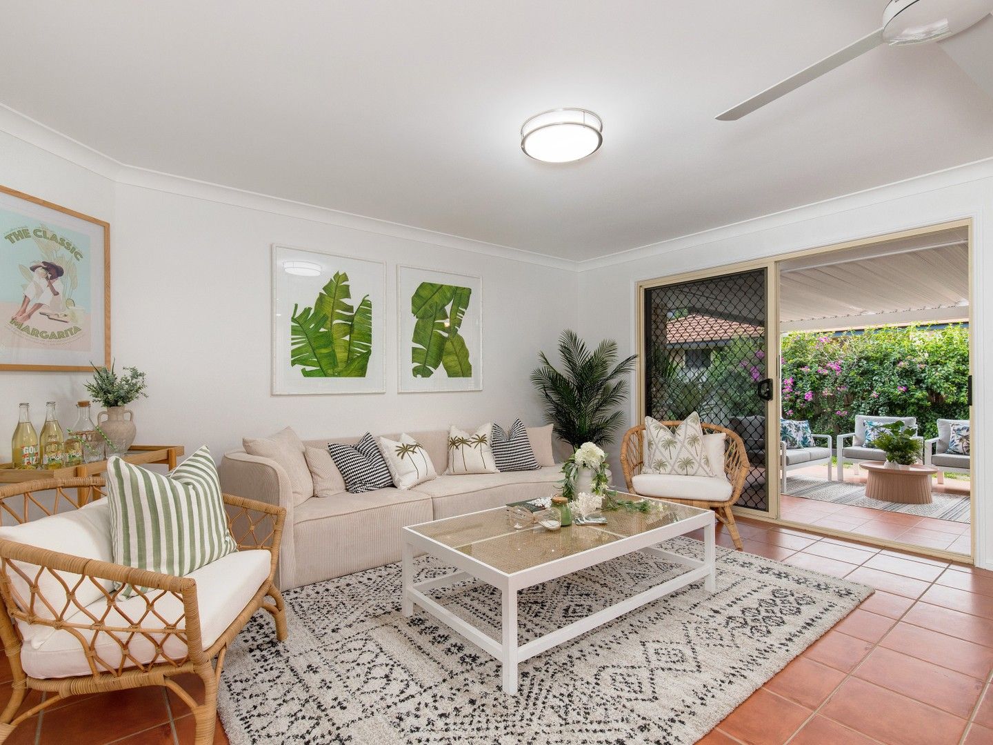 4 Arbury Hill Close, Burleigh Heads QLD 4220, Image 0