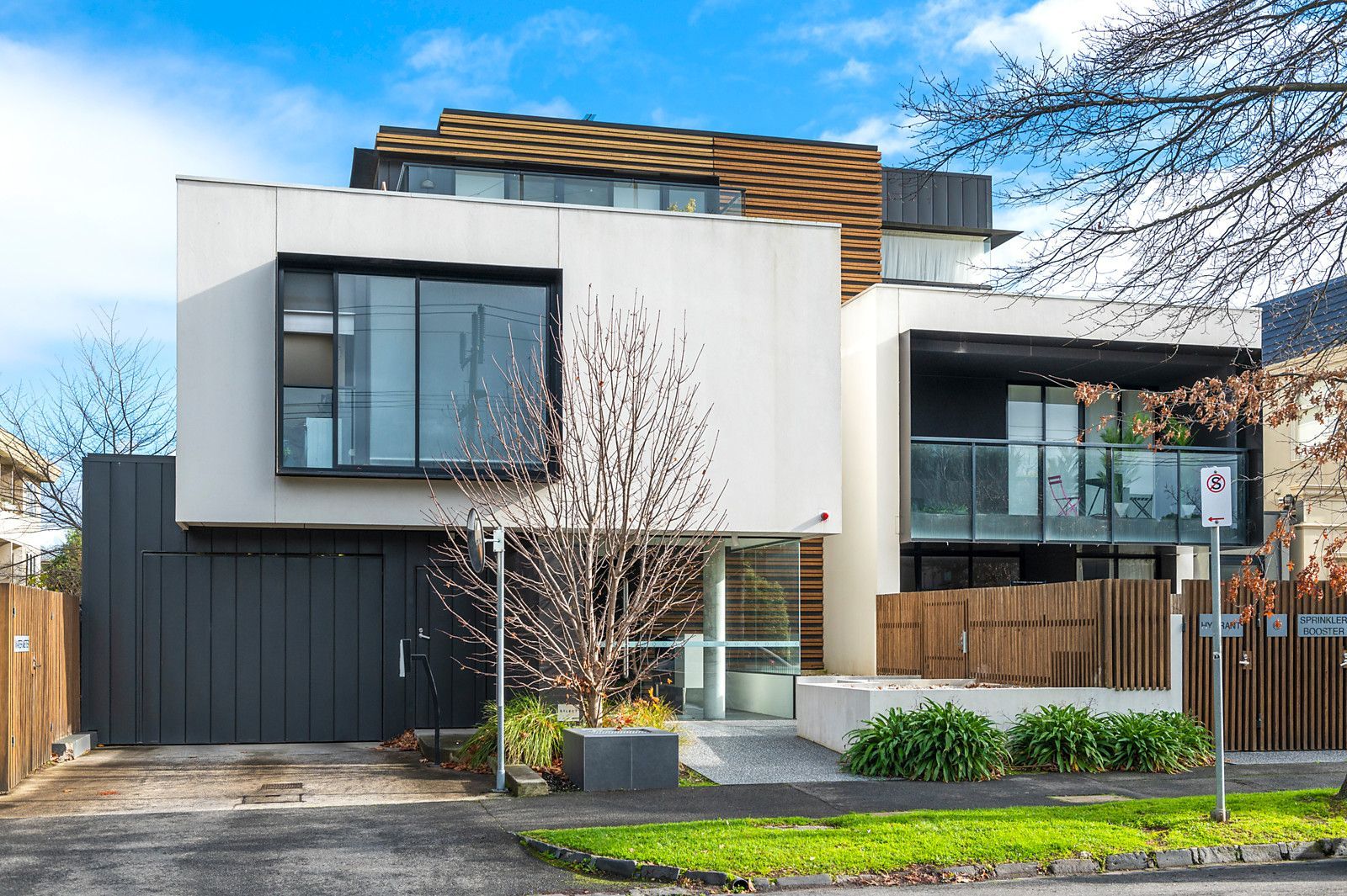 2 bedrooms Apartment / Unit / Flat in G03/41 Walpole Street KEW VIC, 3101