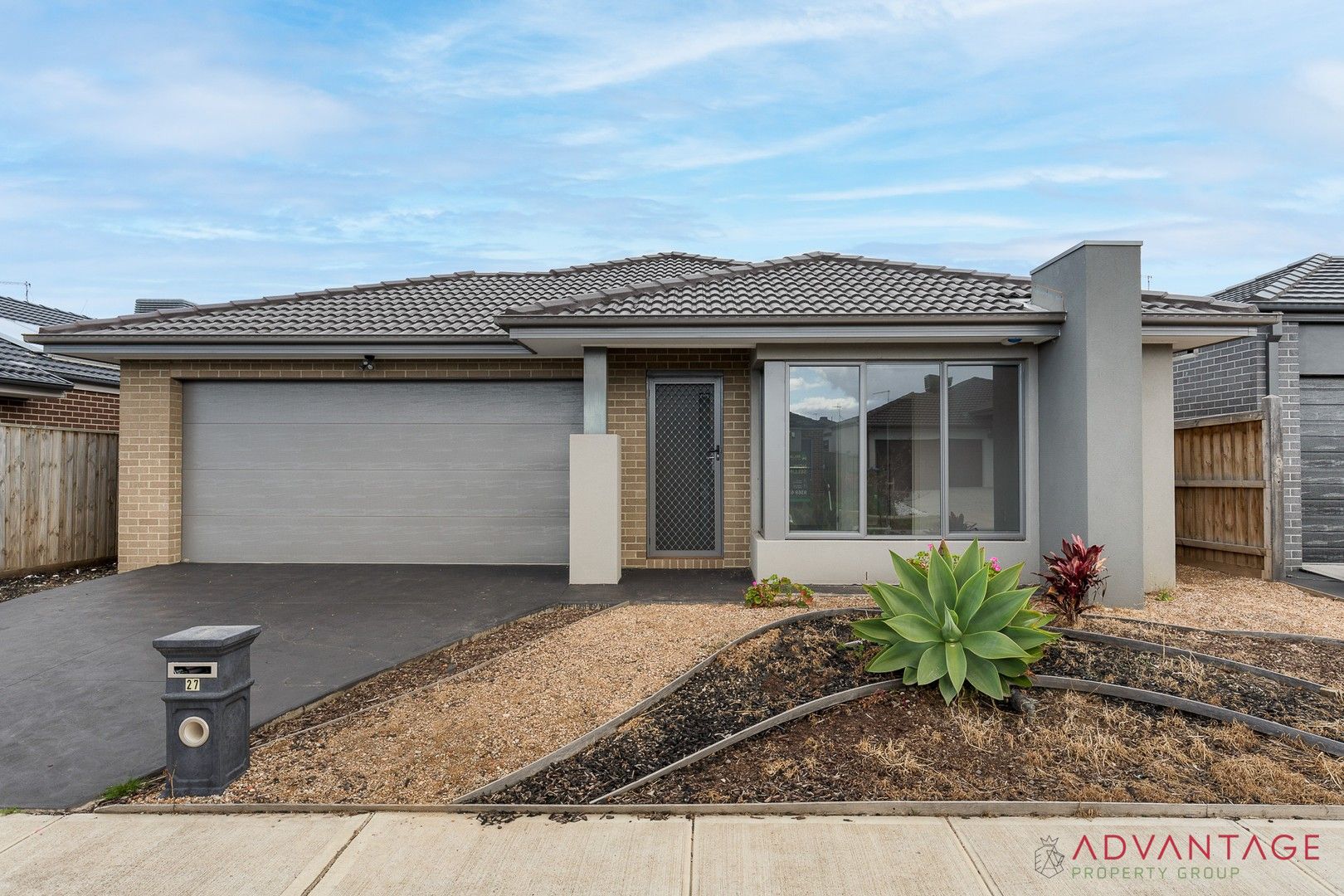 4 bedrooms House in 27 Design Drive POINT COOK VIC, 3030
