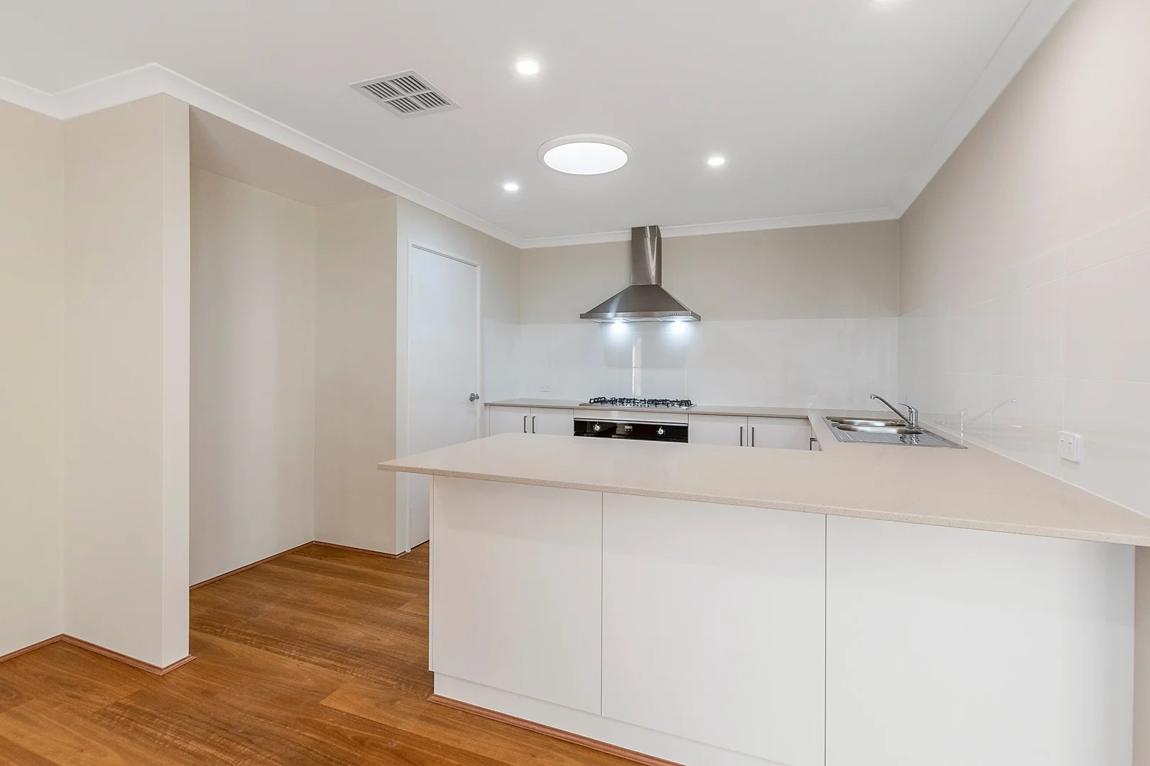 14 Bantry Grove, Golden Bay WA 6174