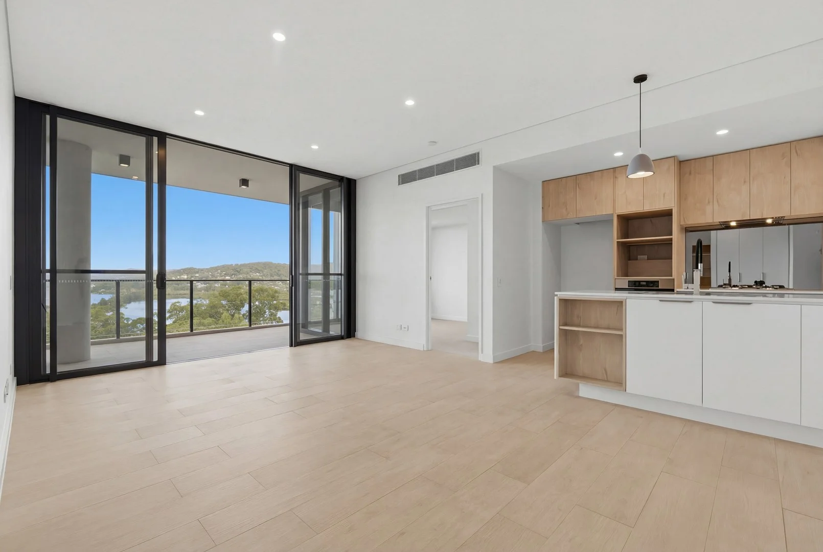 702/8 St George Street, Gosford NSW 2250