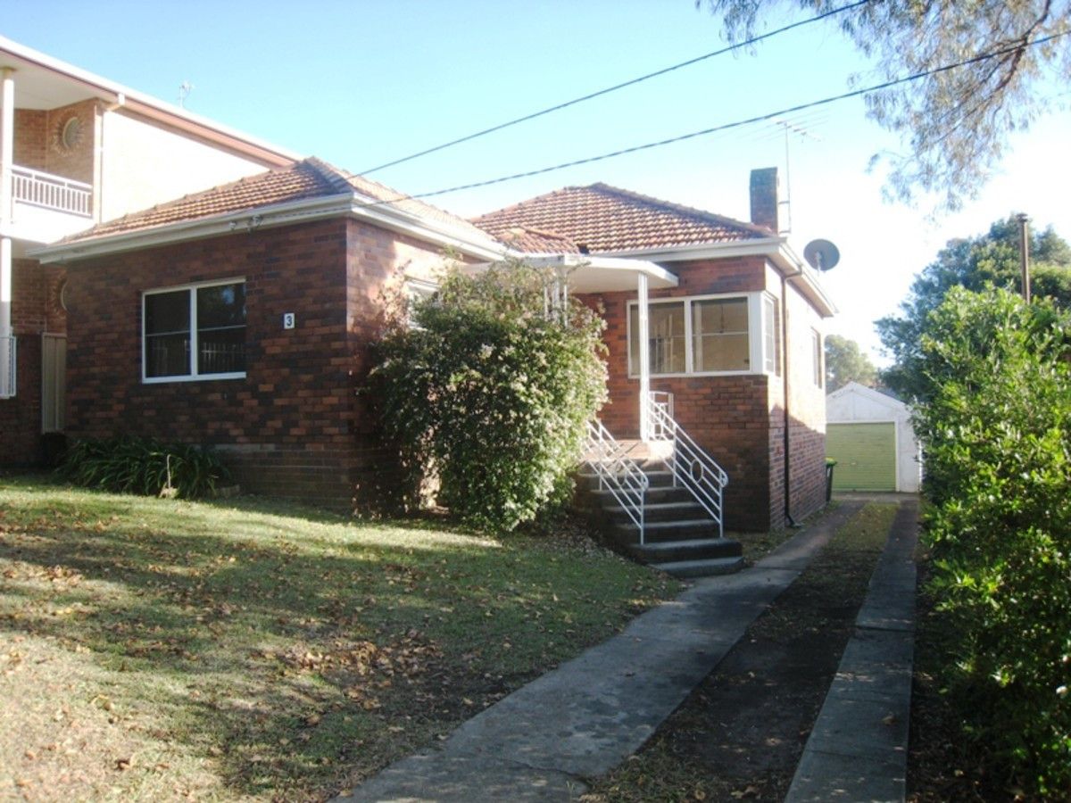 3 bedrooms House in 3 Beresford Parade KINGSGROVE NSW, 2208