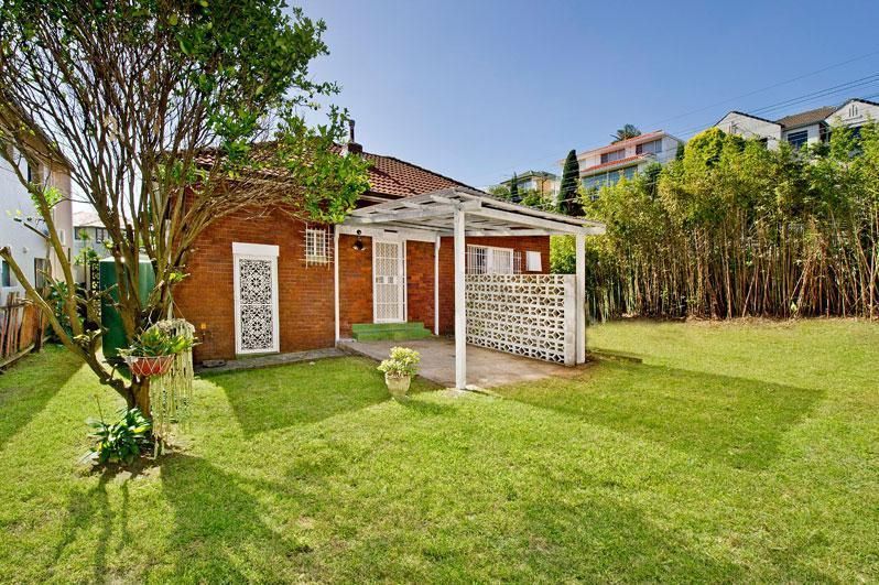 121 Chaleyer Street, Rose Bay NSW 2029, Image 2