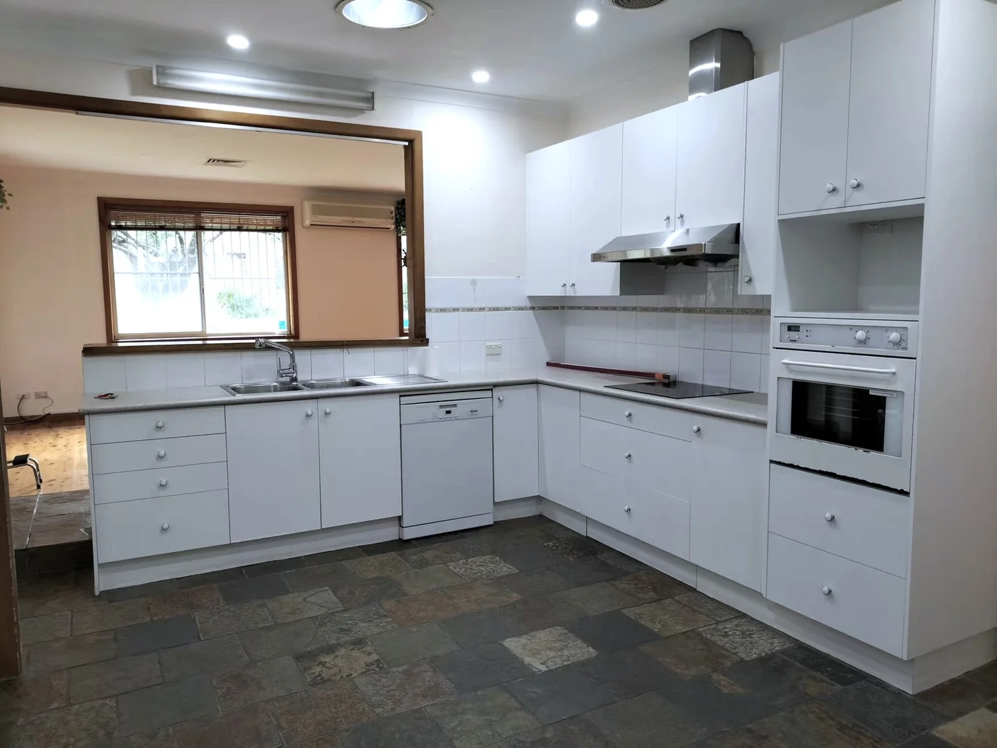 Additional image 2 of 18 Barellan Avenue, Carlingford NSW 2118